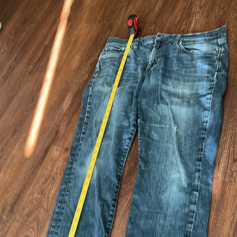 Joes Jeans The Brixton Fit
